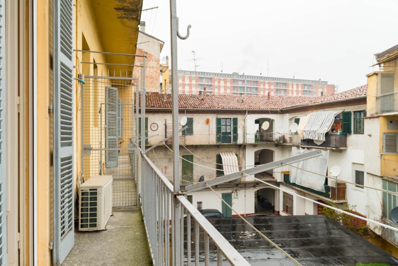 Alessandria Central Apt 10Min Walk Central Station Eksteriør billede
